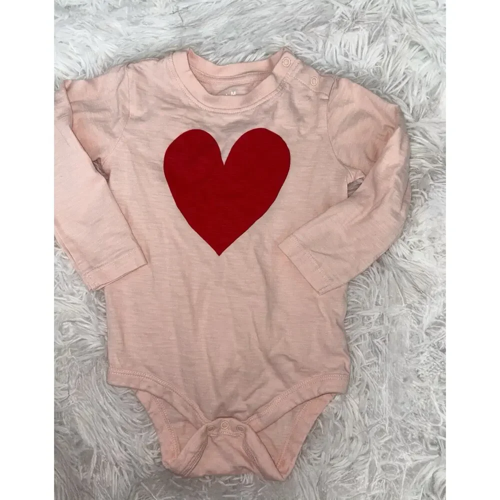 Primary Baby Sz. 12-18 Mo. Long Sleeved Pink Heart Snap Tee. Grt. Shape, Cute
